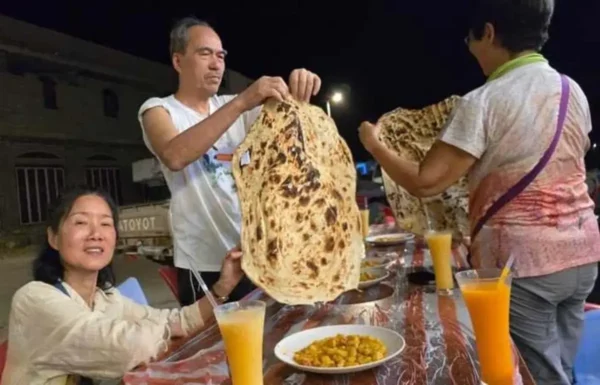 Guests dining in Socotra Island